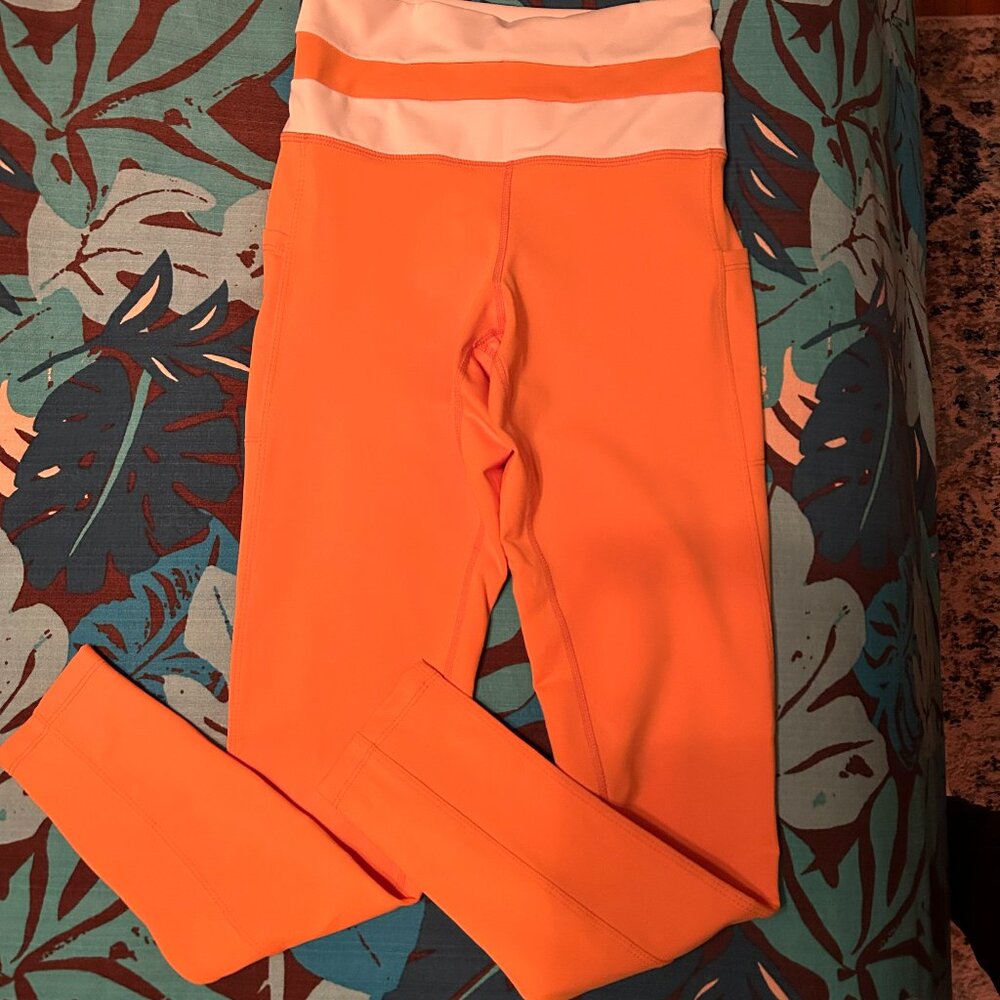 DYI Legging in yellow size Medium